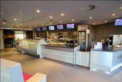 (Foto van Snackplaza & Brasserie 't Meulenplein in Nijeveen)
